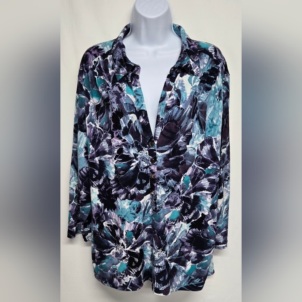 Alfani Woman 3X Collared Slinky Stretch Knit Pullover Top Partial Button Front